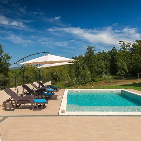 Noela Сasa de vacaciones