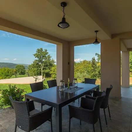 Noela Сasa de vacaciones *