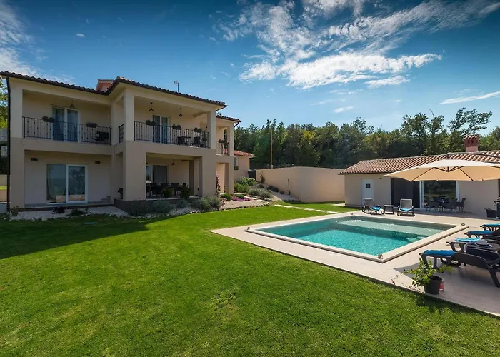 Noela Casa de Férias Pula