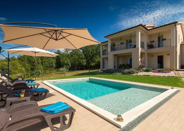 Holiday home Noela Pula