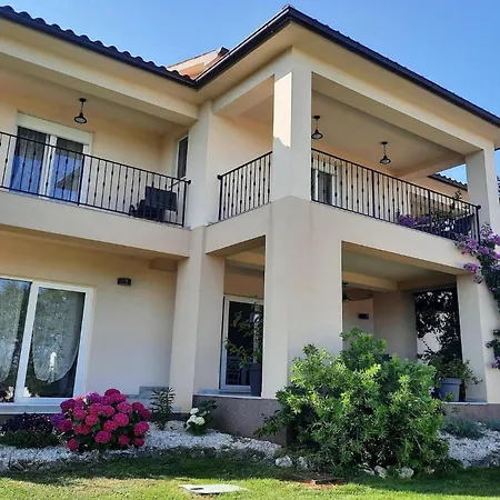 Prázdninový dům Noela *